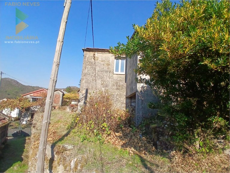 Villa for Sale in Sistelo, Arcos De Valdevez, Portugal 5