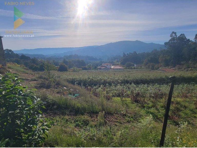 Plot for Sale in Refóios Do Lima, Ponte De Lima, Portugal 2