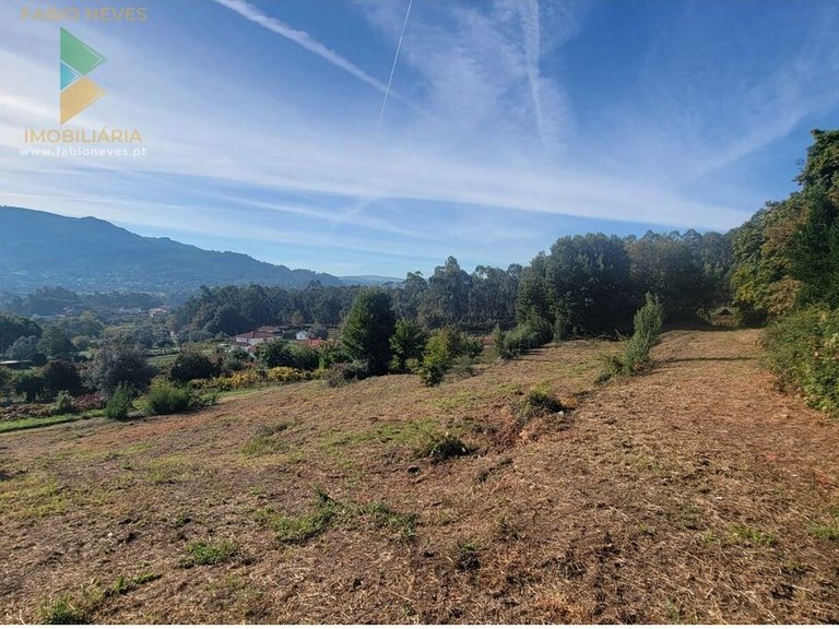 Plot for Sale in Refóios Do Lima, Ponte De Lima, Portugal 3