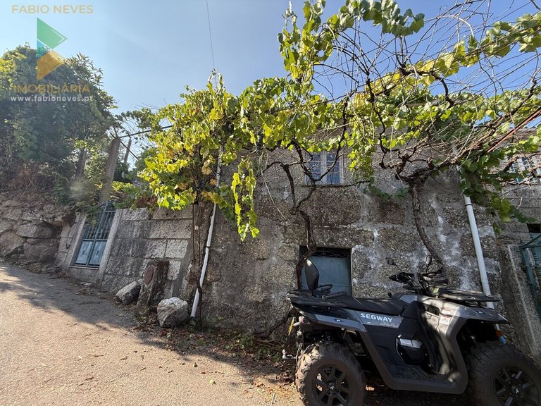 Villa for Sale in Senharei, Arcos De Valdevez, Portugal 8