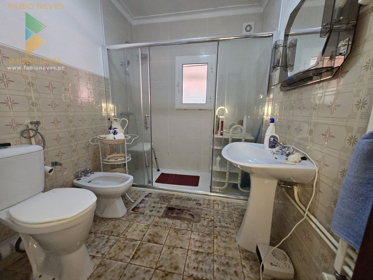 Villa for Sale in Santar, Arcos De Valdevez, Portugal 9