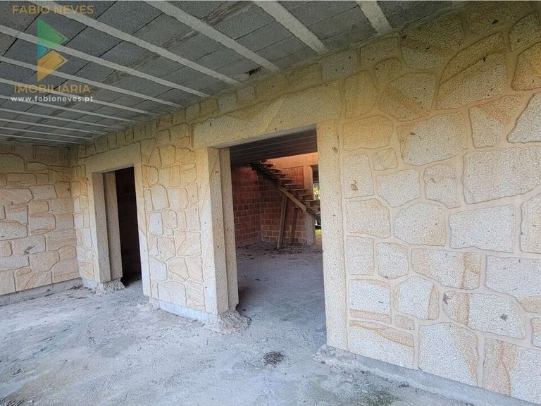 Villa for Sale in São Pedro De Arcos, Ponte De Lima, Portugal 7