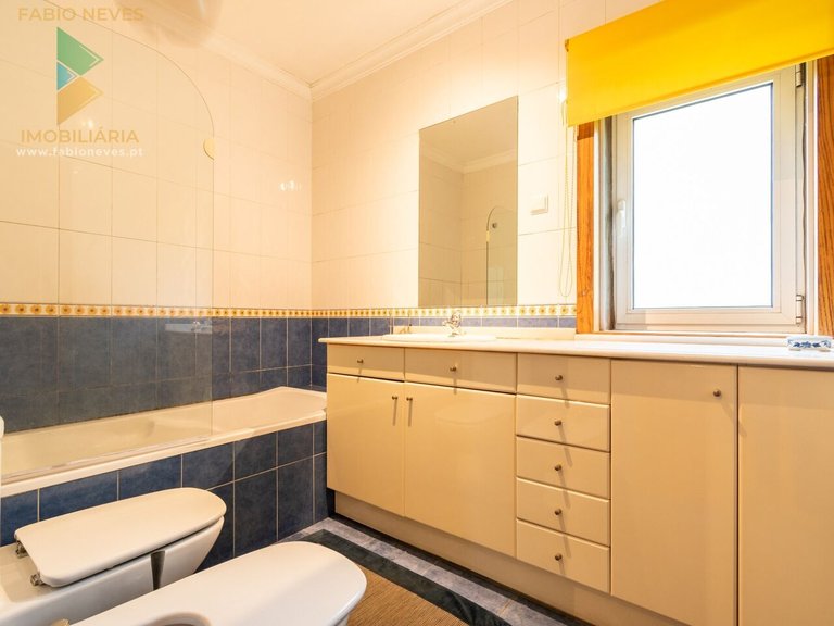 Villa for Sale in União Das Freguesias De Guilhadeses E Santar, Arcos De Valdevez, Portugal 34