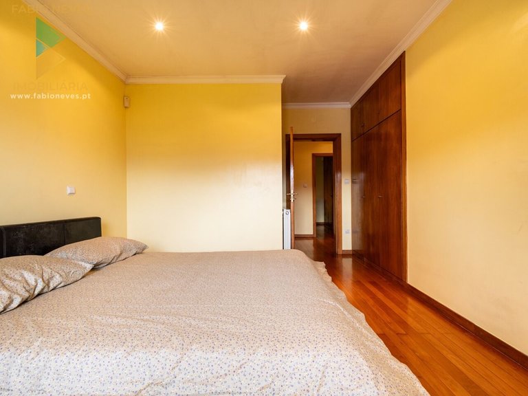 Villa for Sale in União Das Freguesias De Guilhadeses E Santar, Arcos De Valdevez, Portugal 36