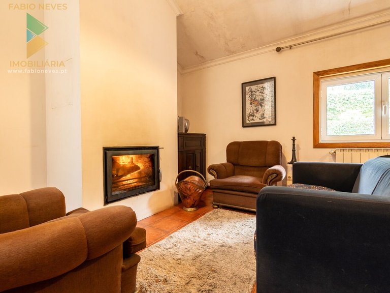 Villa for Sale in União Das Freguesias De Guilhadeses E Santar, Arcos De Valdevez, Portugal 39