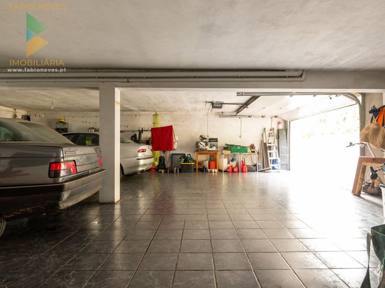 Villa for Sale in União Das Freguesias De Guilhadeses E Santar, Arcos De Valdevez, Portugal 42