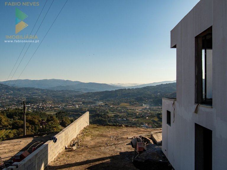 Plot for Sale in Gondufe, Ponte De Lima, Portugal 3