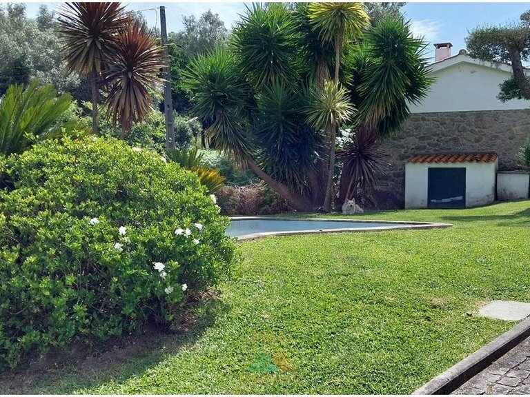 Villa for Sale in Oleiros, Ponte Da Barca, Portugal 10