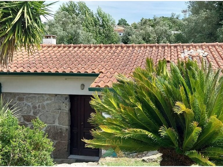 Villa for Sale in Oleiros, Ponte Da Barca, Portugal 14