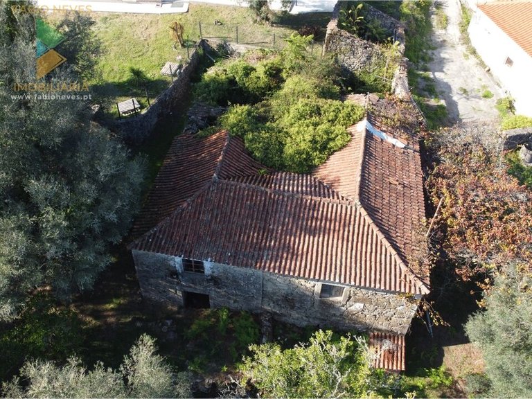 Villa for Sale in Sabadim, Arcos De Valdevez, Portugal 14