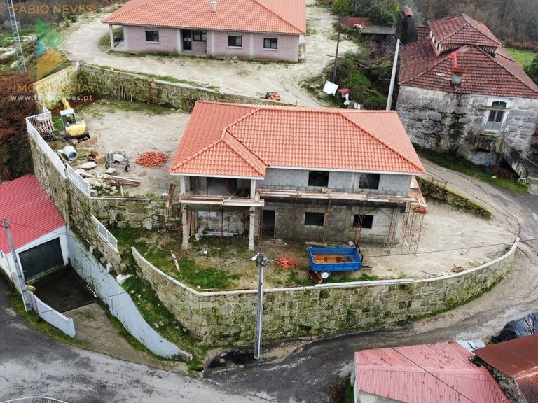 Villa for Sale in Sabadim, Arcos De Valdevez, Portugal 6