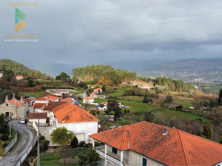 Villa for Sale in Sabadim, Arcos De Valdevez, Portugal 16