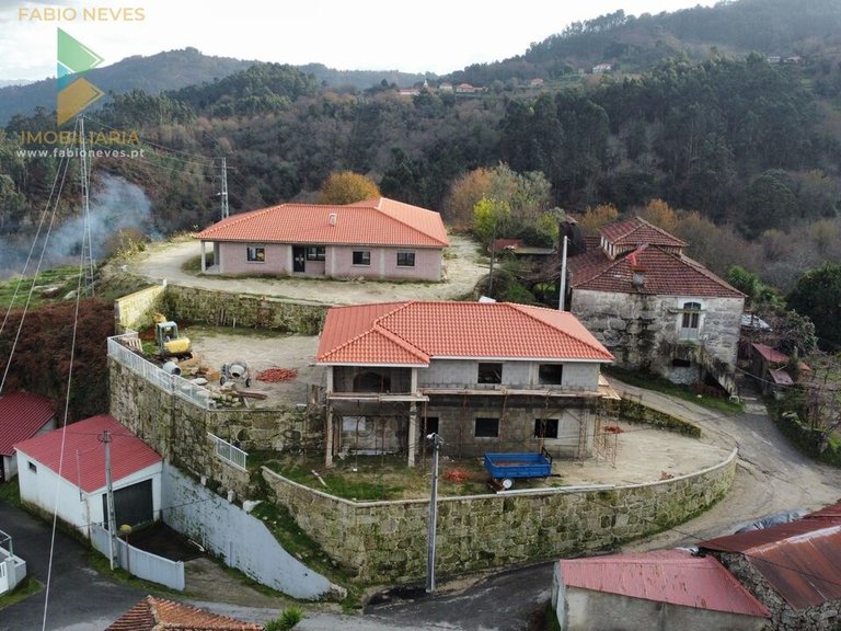 Villa for Sale in Sabadim, Arcos De Valdevez, Portugal 17