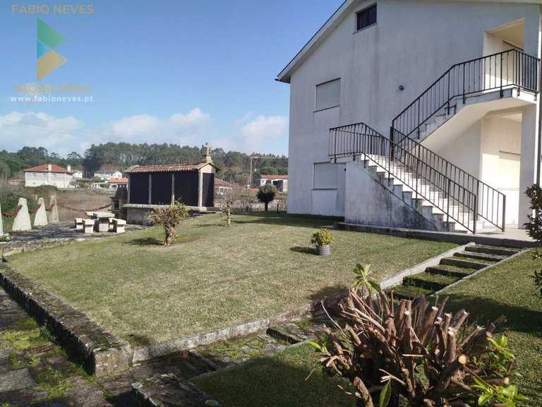 Villa for Sale in Chafé, Viana Do Castelo, Portugal 1