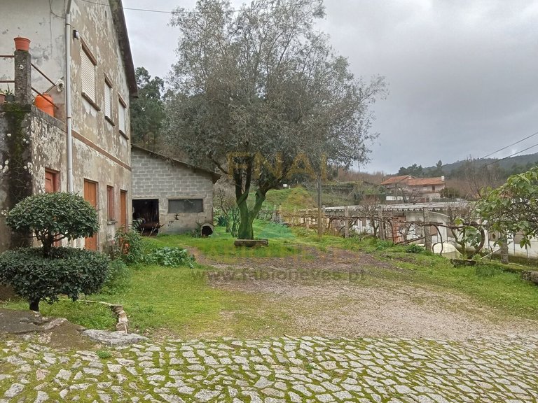 Villa for Sale in Fontoura, Valença, Portugal 3