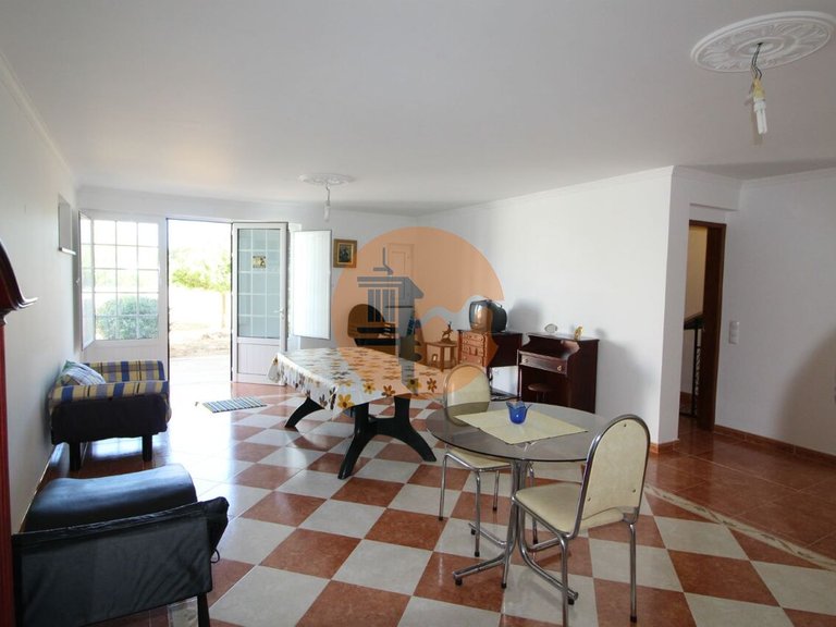 Villa for Sale in União Das Freguesias De Tavira (santa Maria E Santiago), Tavira, Portugal 5