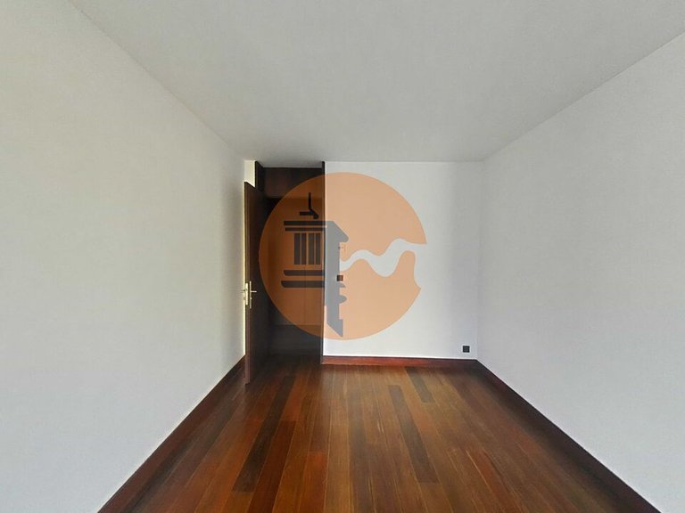 Apartment for Sale in São Francisco Xavier, Lisbon, Portugal 32