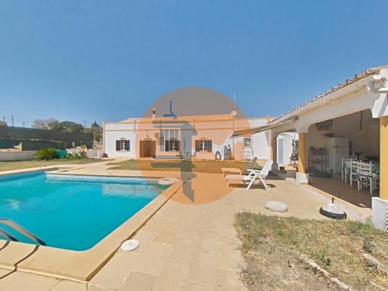 Villa for Sale in Boliqueime, Loulé, Portugal 36