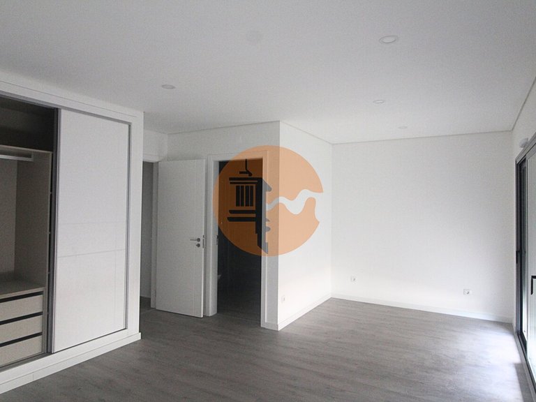 Villa for Sale in União Das Freguesias De Tavira (santa Maria E Santiago), Tavira, Portugal 19