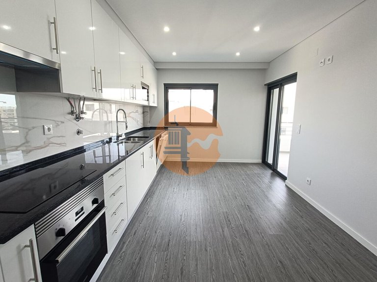 Apartment for Sale in Quelfes, Olhão, Portugal 25