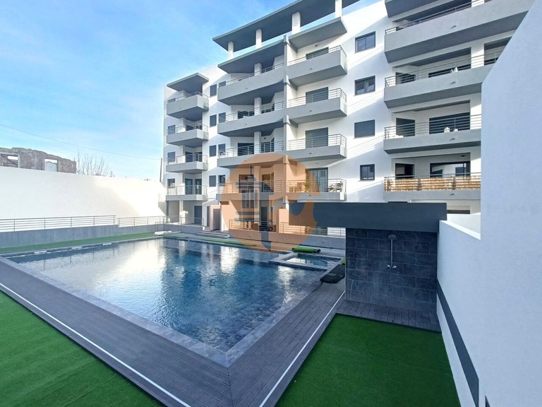 Apartment for Sale in Quelfes, Olhão, Portugal 3