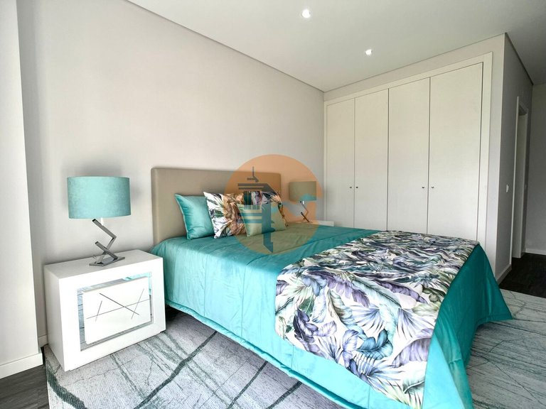 Apartment for Sale in Quelfes, Olhão, Portugal 16