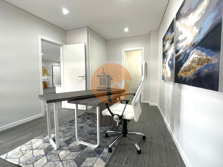 Apartment for Sale in Quelfes, Olhão, Portugal 21
