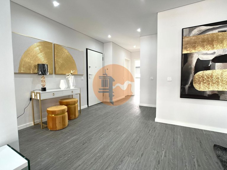 Apartment for Sale in Quelfes, Olhão, Portugal 10