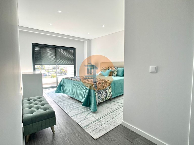 Apartment for Sale in Quelfes, Olhão, Portugal 13