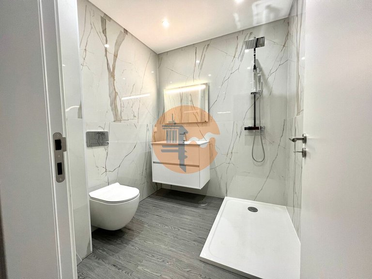 Apartment for Sale in Quelfes, Olhão, Portugal 21