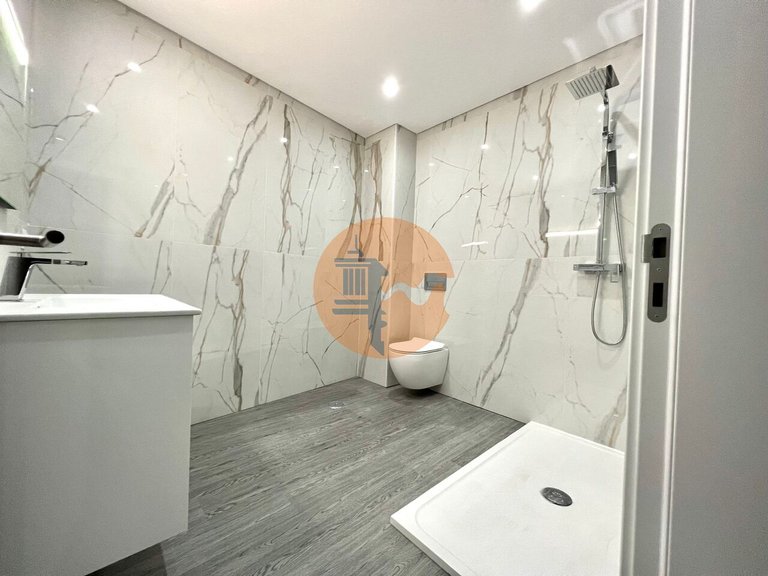 Apartment for Sale in Quelfes, Olhão, Portugal 17