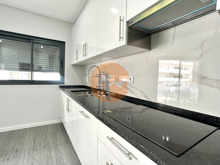 Apartment for Sale in Quelfes, Olhão, Portugal 7