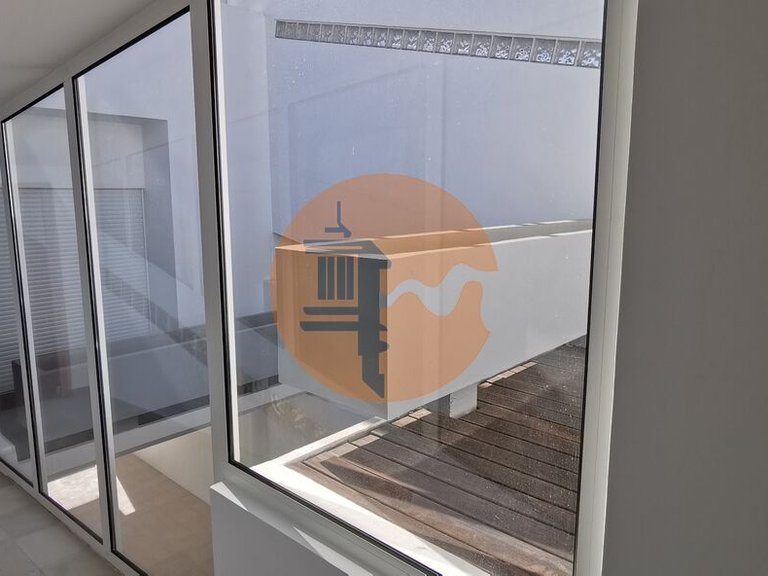 Villa for Sale in União Das Freguesias De Lagoa E Carvoeiro, Lagoa (algarve), Portugal 34