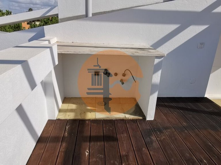 Villa for Sale in União Das Freguesias De Lagoa E Carvoeiro, Lagoa (algarve), Portugal 36