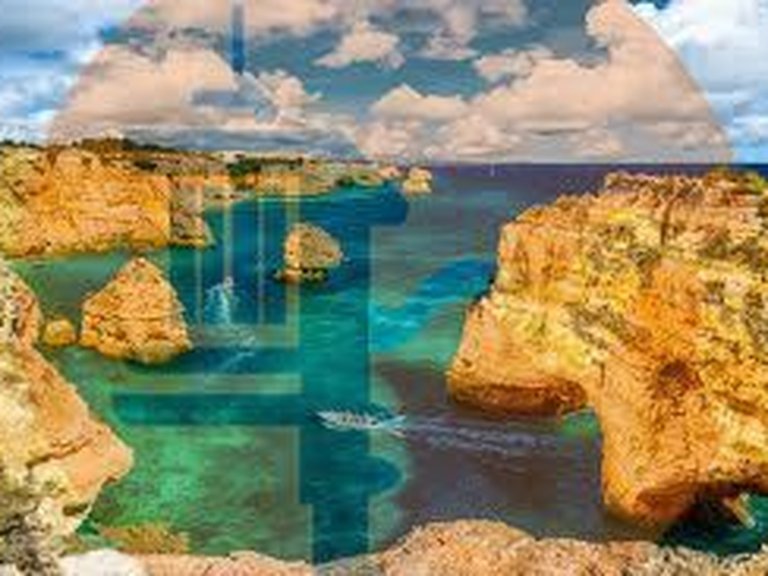 Villa for Sale in União Das Freguesias De Lagoa E Carvoeiro, Lagoa (algarve), Portugal 47