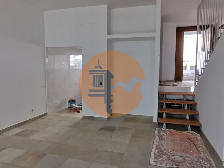 Villa for Sale in União Das Freguesias De Lagoa E Carvoeiro, Lagoa (algarve), Portugal 5
