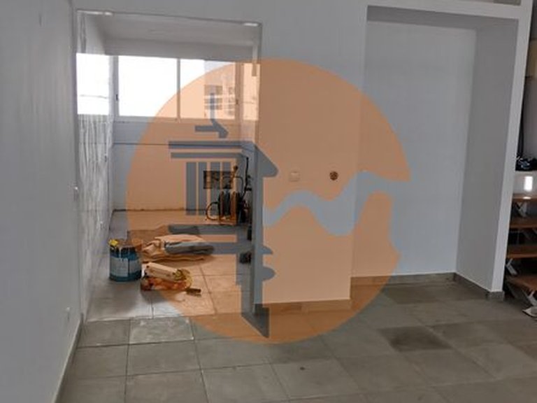 Villa for Sale in União Das Freguesias De Lagoa E Carvoeiro, Lagoa (algarve), Portugal 13