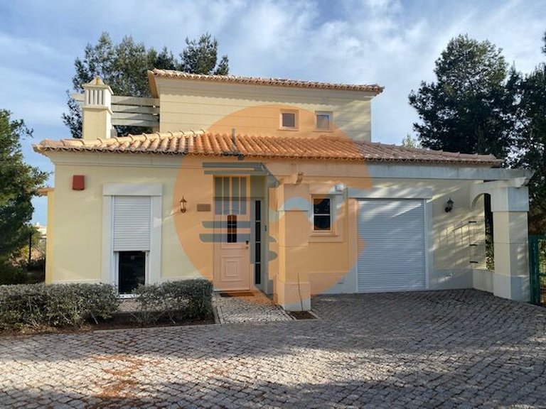 Villa for Sale in Castro Marim, Castro Marim, Portugal 8