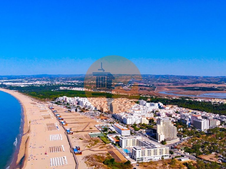 Apartment for Rent in Monte Gordo, Vila Real De Santo António, Portugal 17