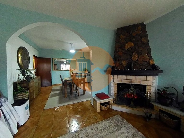 Villa for Sale in Quarteira, Loulé, Portugal 10
