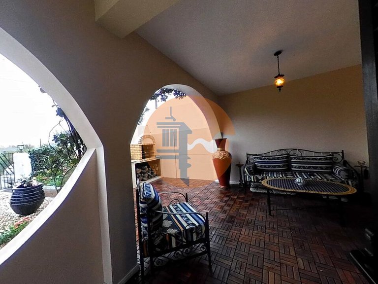 Villa for Sale in Quarteira, Loulé, Portugal 28