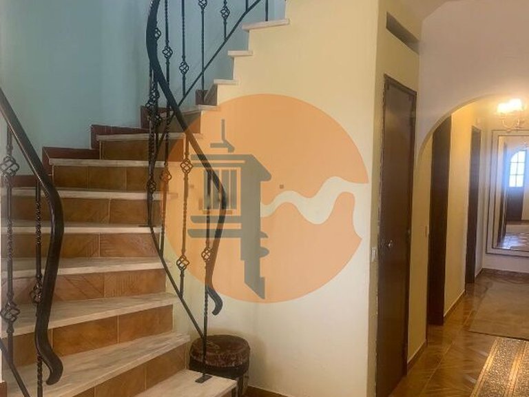 Villa for Sale in Quarteira, Loulé, Portugal 5