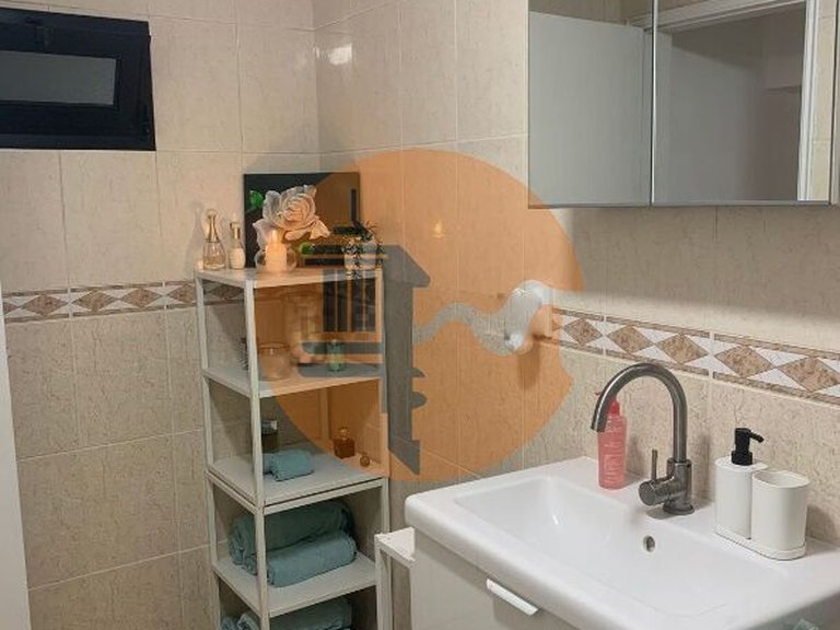 Villa for Sale in Quarteira, Loulé, Portugal 35