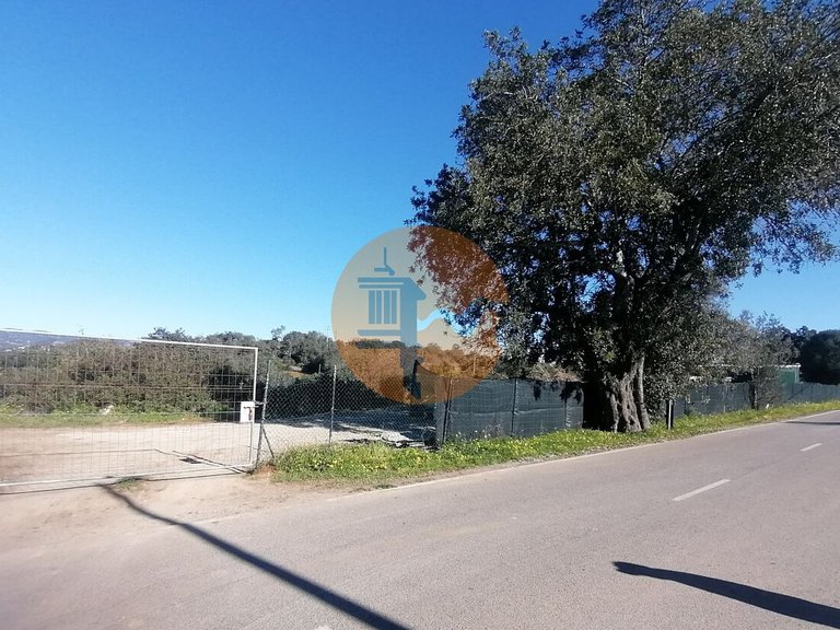 Plot for Sale in Moncarapacho, Olhão, Portugal 2