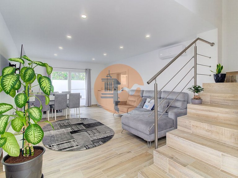 Villa for Sale in Vila Real De Santo António, Vila Real De Santo António, Portugal 3