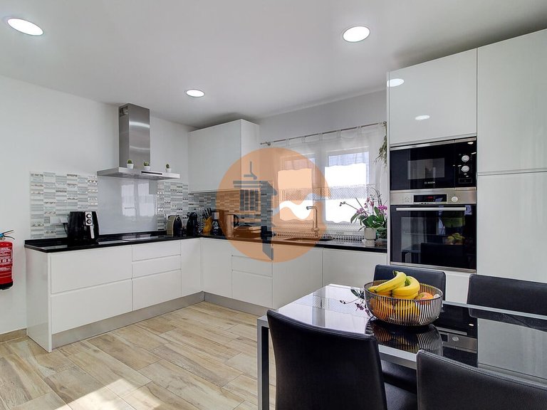 Villa for Sale in Vila Real De Santo António, Vila Real De Santo António, Portugal 4