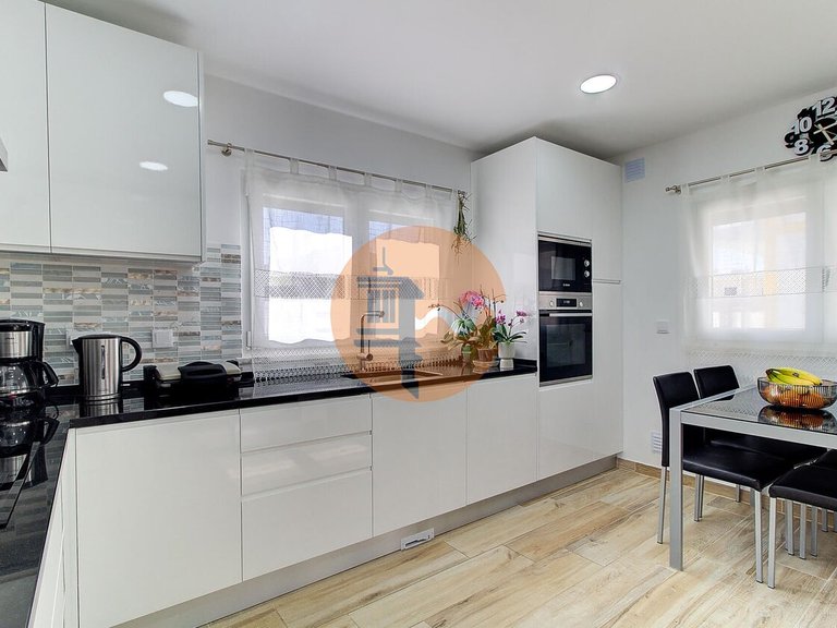 Villa for Sale in Vila Real De Santo António, Vila Real De Santo António, Portugal 7