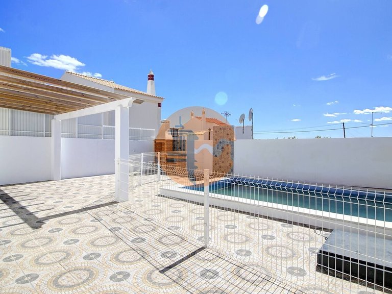 Villa for Sale in Vila Nova De Cacela, Vila Real De Santo António, Portugal 12