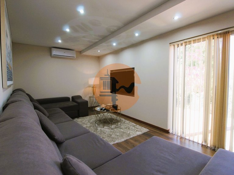 Villa for Sale in Moncarapacho, Olhão, Portugal 11