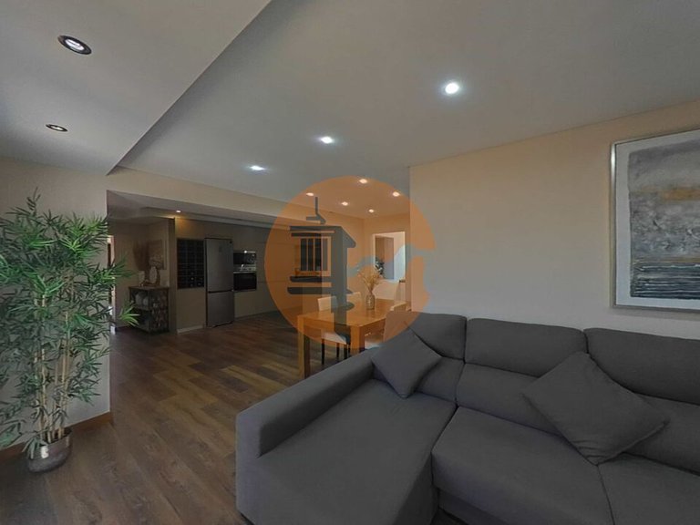 Villa for Sale in Moncarapacho, Olhão, Portugal 30